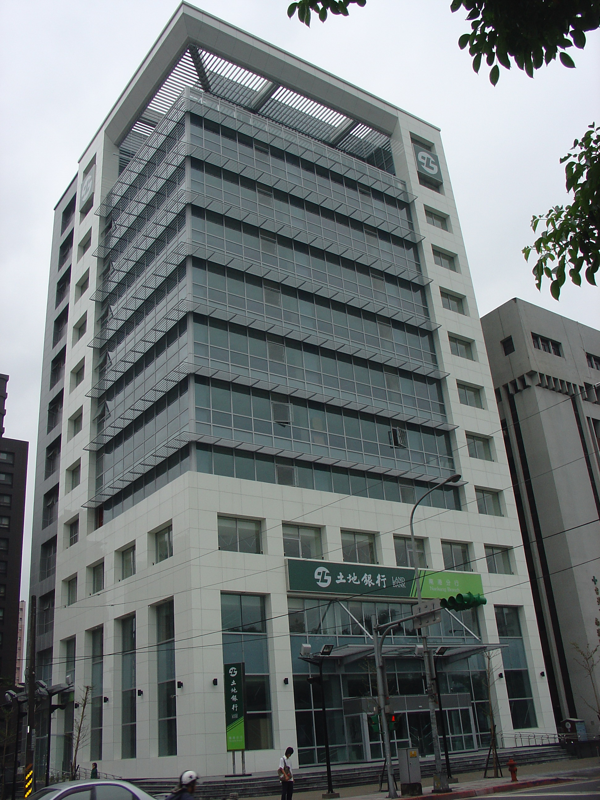 土地銀行南港分行 Zhuoni